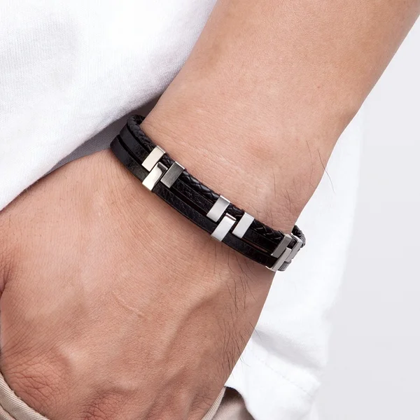 Bracelet en cuir pour homme, accessoires de couture à trois couches, en acier inoxydable, Design avancé, Style cadeau